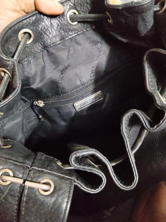 Esquire Black Leather Bucket Bag