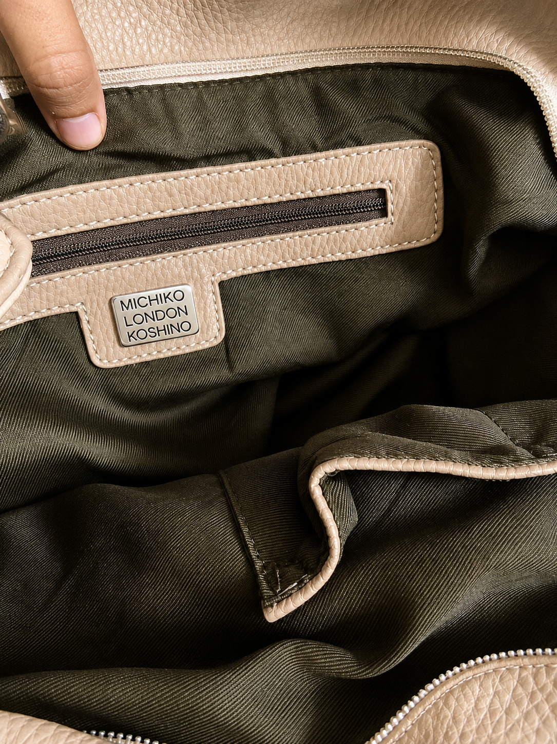 MICHIKO LONDON – Pre-Loved Statement Handbag