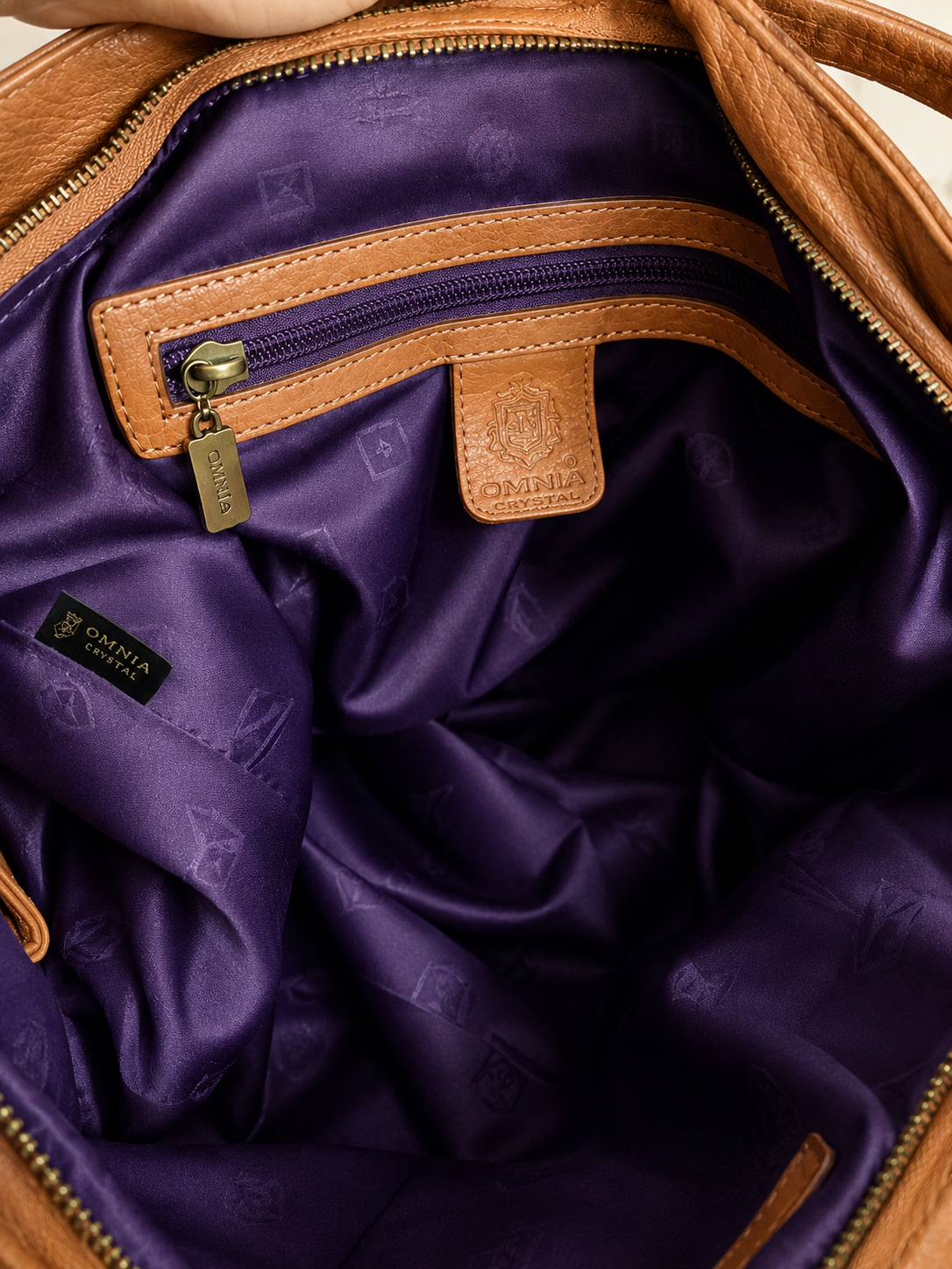 Omnia Crystal Leather Shoulder Bag